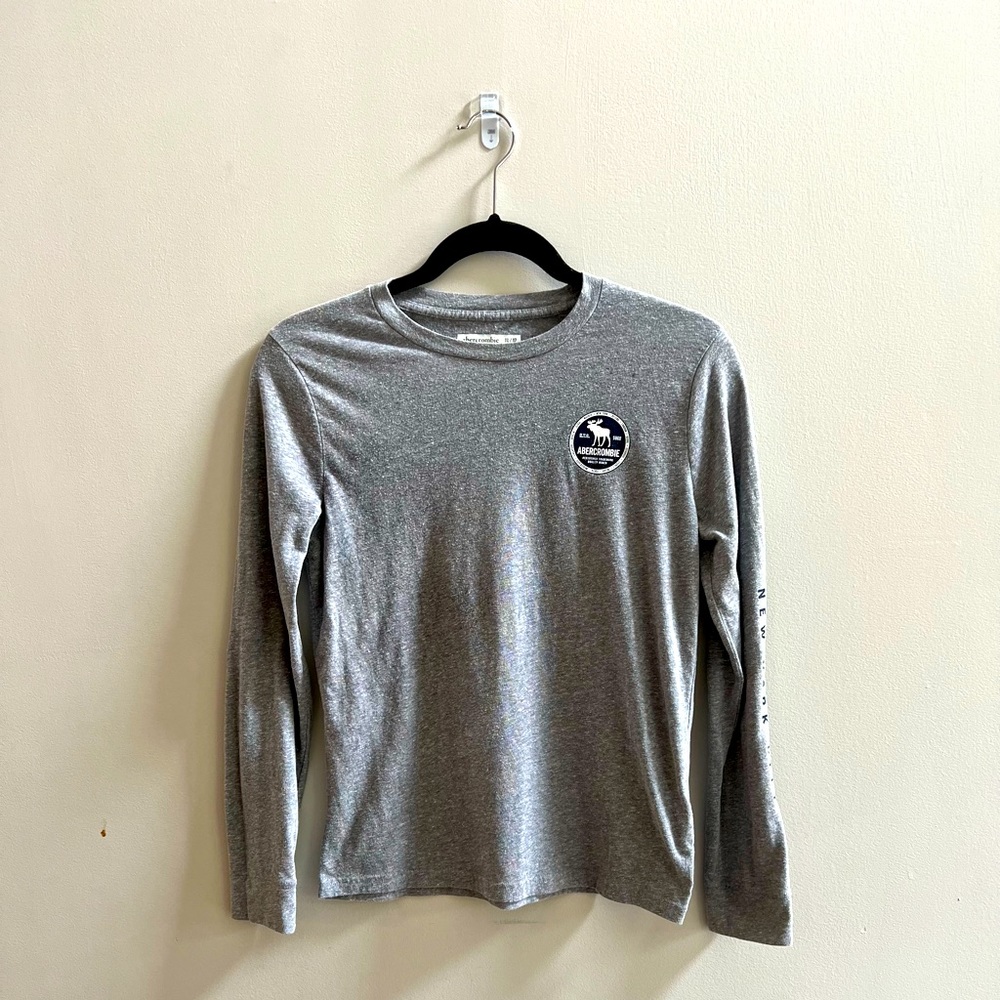 Abercrombie kids long sleeve tee size 11/12